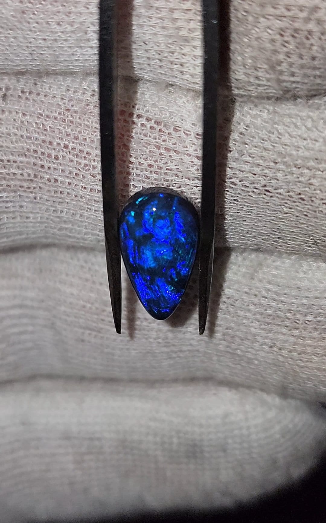 3.88 Australian Black Opal Lightning Ridge Opal